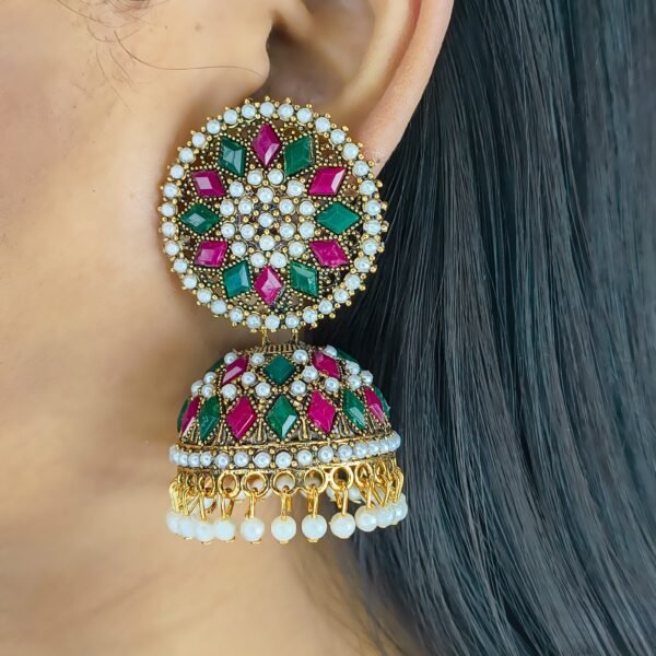 Traditional Kundan Pearl Jhumka Earrings - Image 4